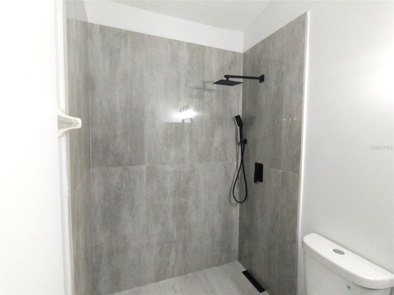 CHELSEA PARC - Residential