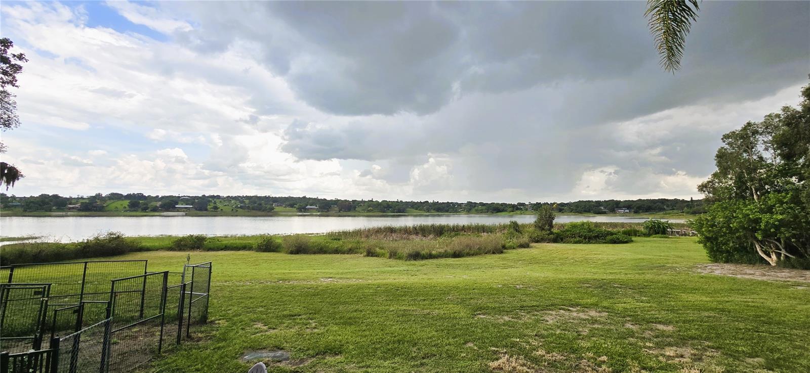HOWEY W J LAND STARR LAKE - Residential Lease