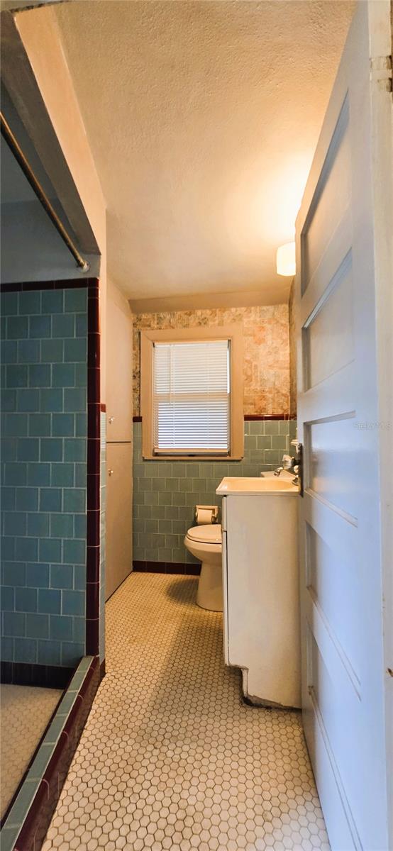 HOWEY W J LAND STARR LAKE - Residential Lease