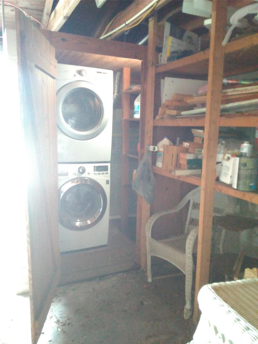 HOWEY W J LAND STARR LAKE - Residential Lease