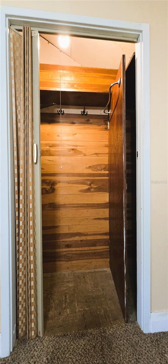 HOWEY W J LAND STARR LAKE - Residential Lease