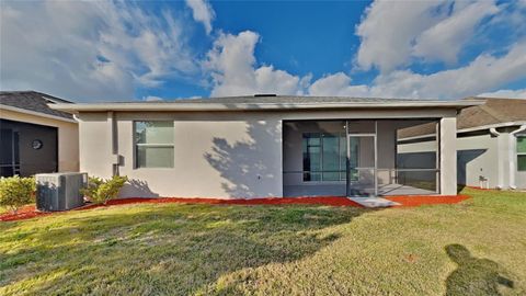 A home in WINTER HAVEN