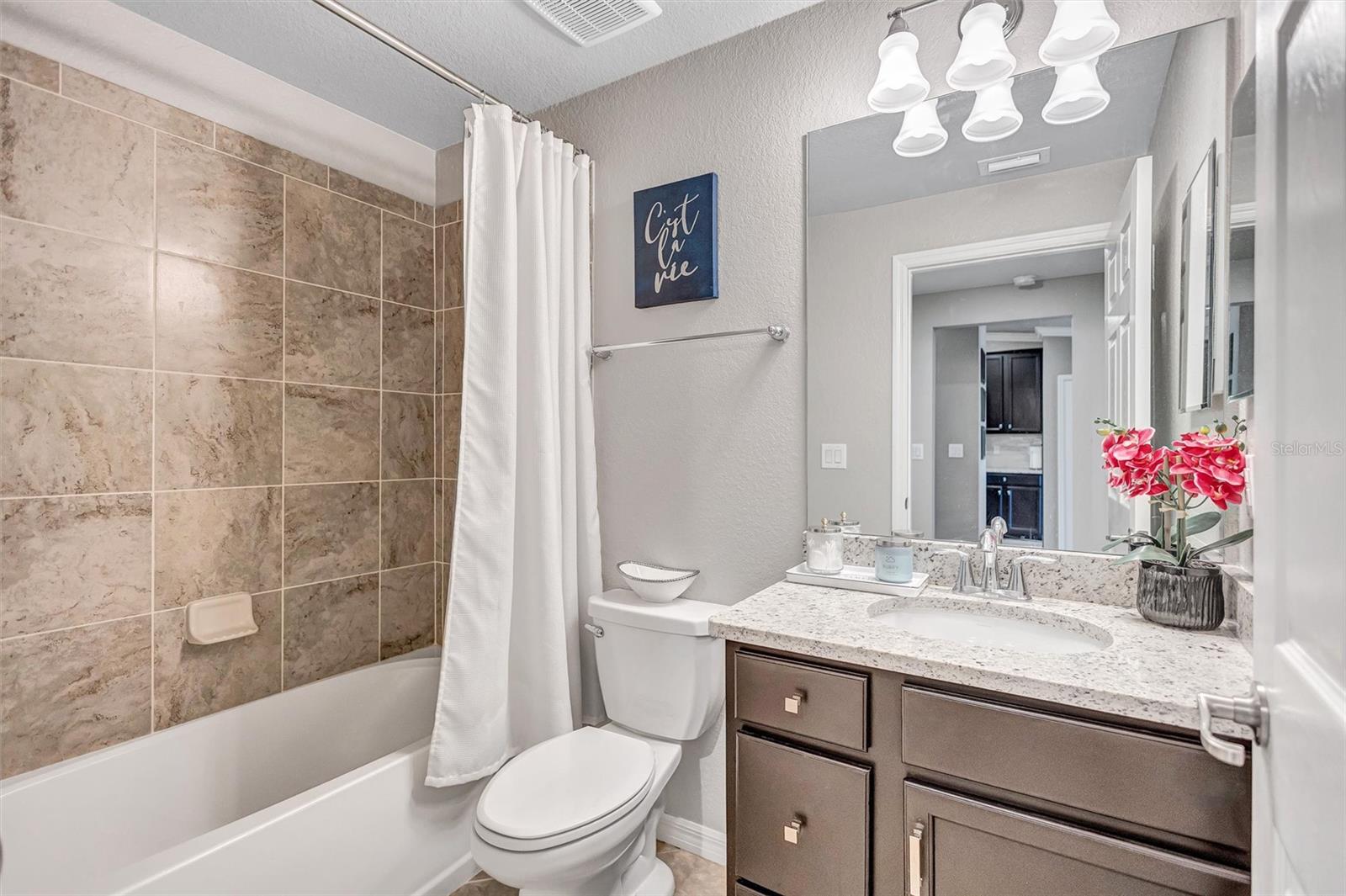 LAKEWOOD NATIONAL - Residential