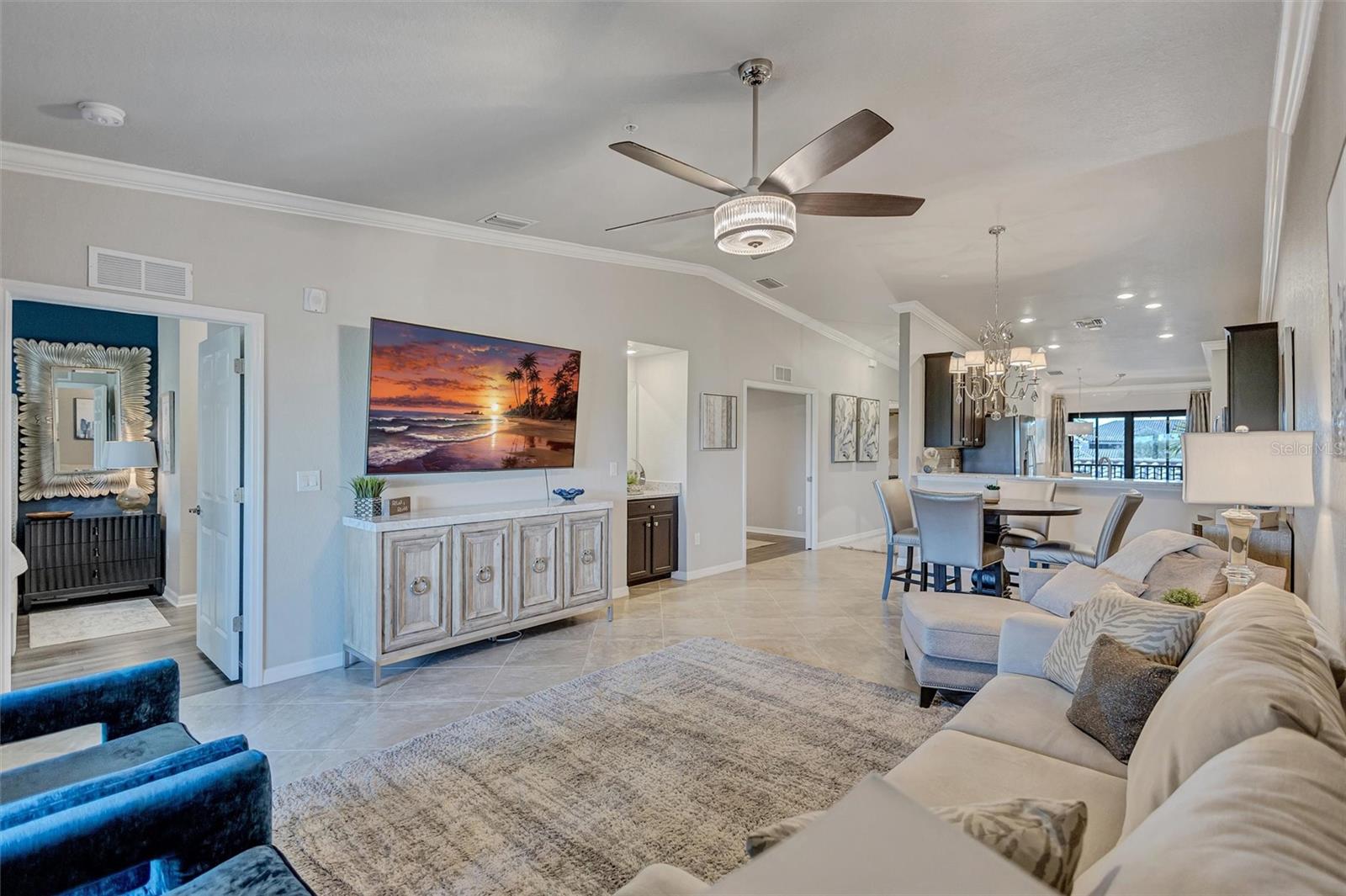 LAKEWOOD NATIONAL - Residential