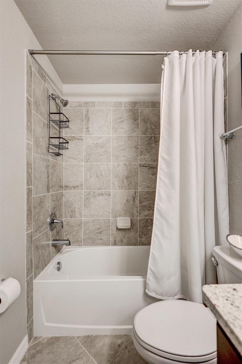 LAKEWOOD NATIONAL - Residential