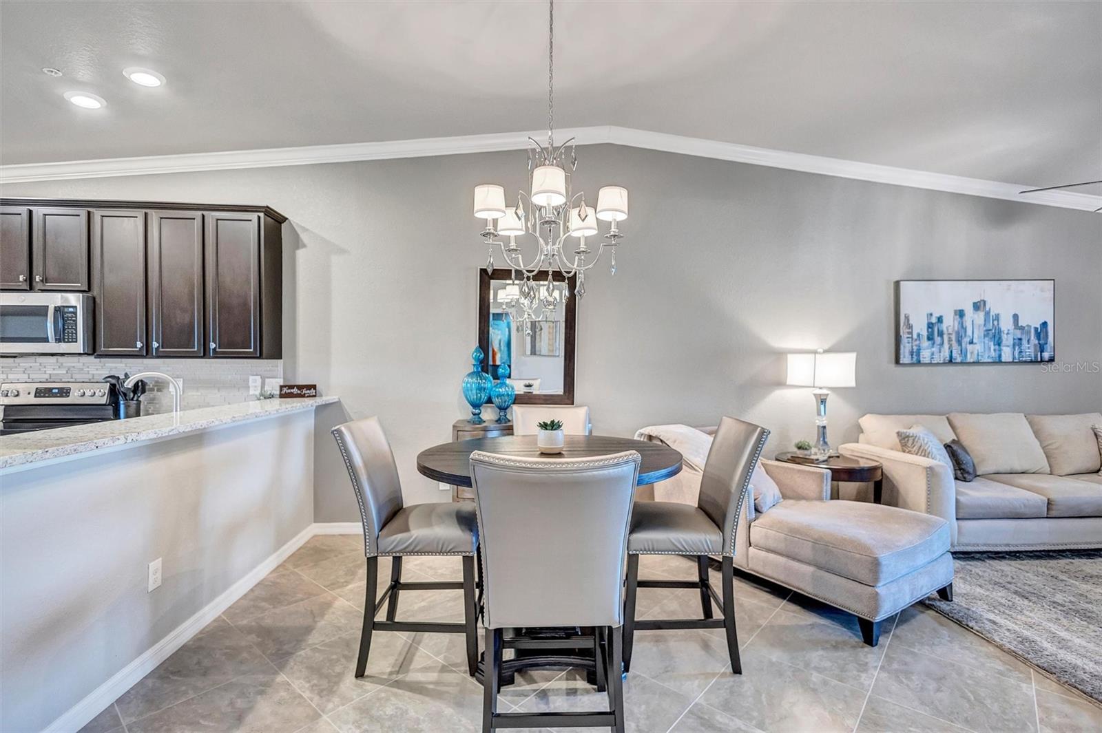 LAKEWOOD NATIONAL - Residential