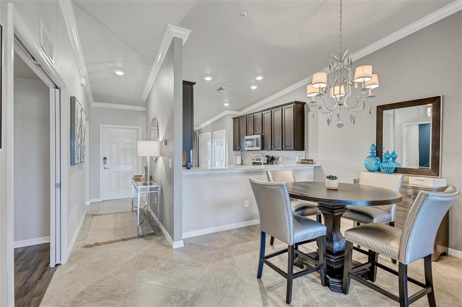 LAKEWOOD NATIONAL - Residential