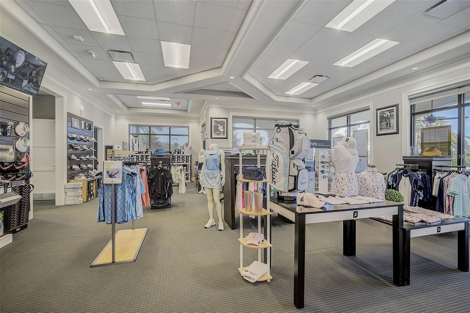 LAKEWOOD NATIONAL - Residential