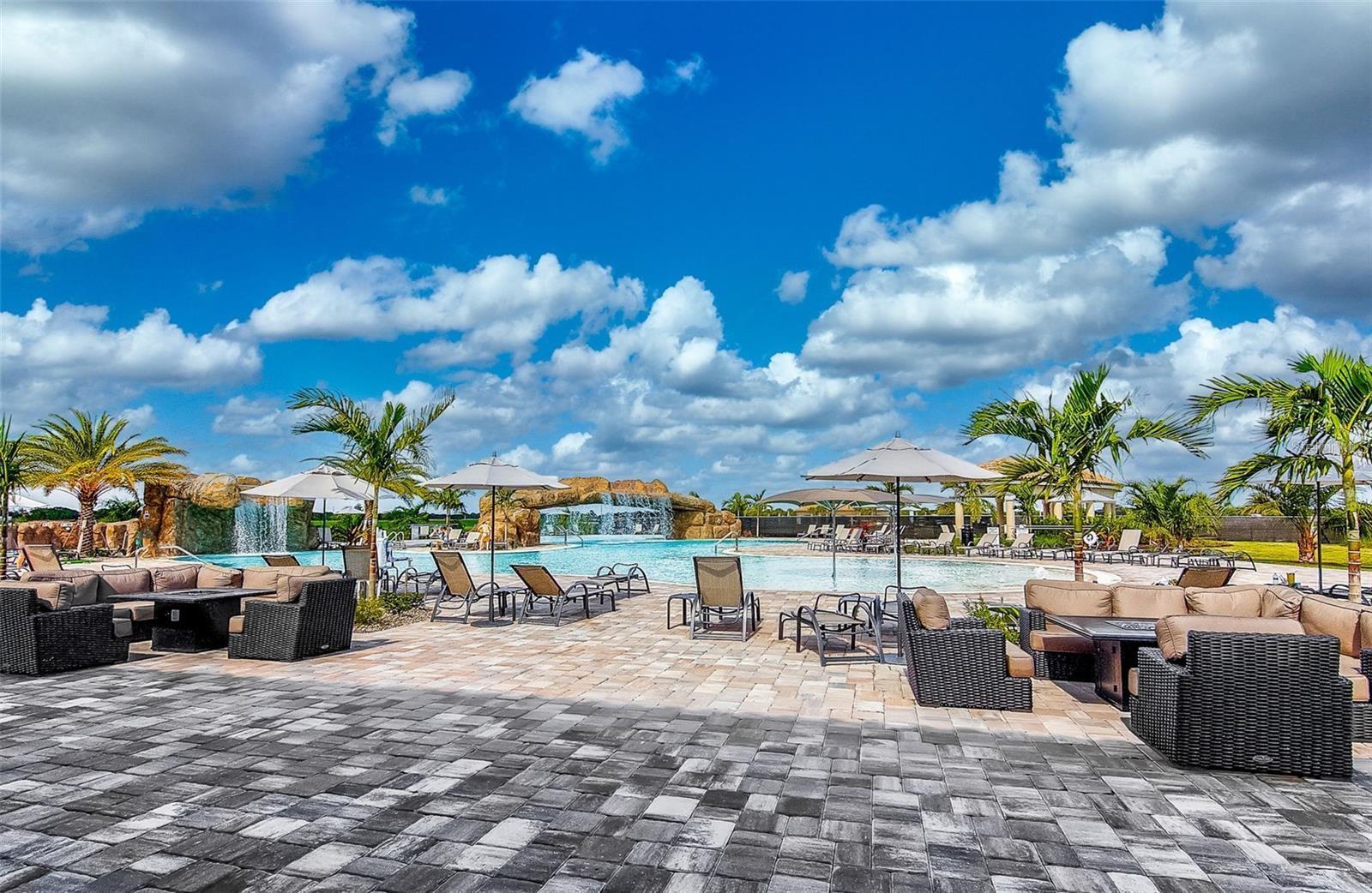 LAKEWOOD NATIONAL - Residential