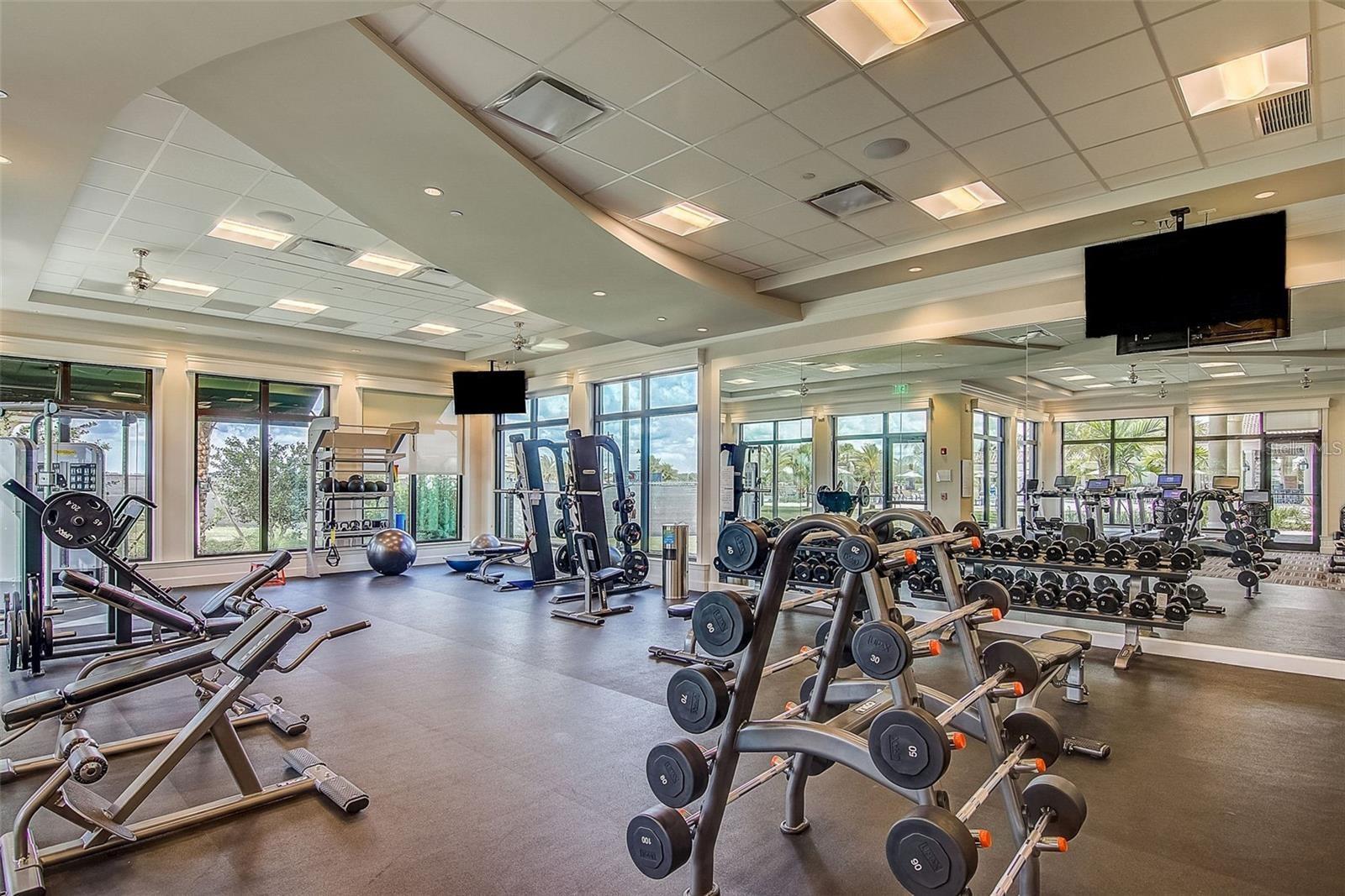 LAKEWOOD NATIONAL - Residential