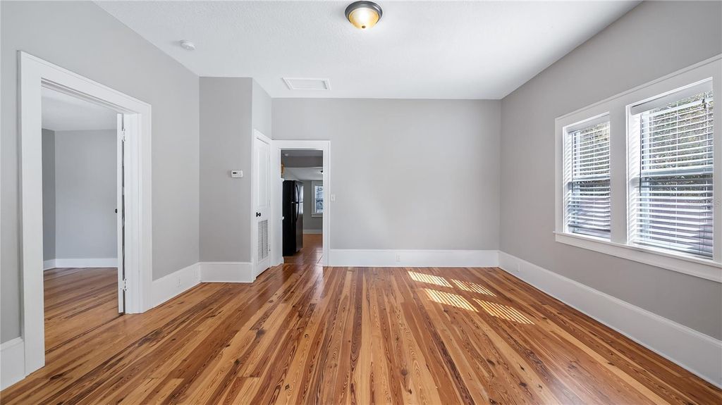 Photo of 558 W Minneola Avenue, Clermont, FL 34711 (MLS # O6390079)