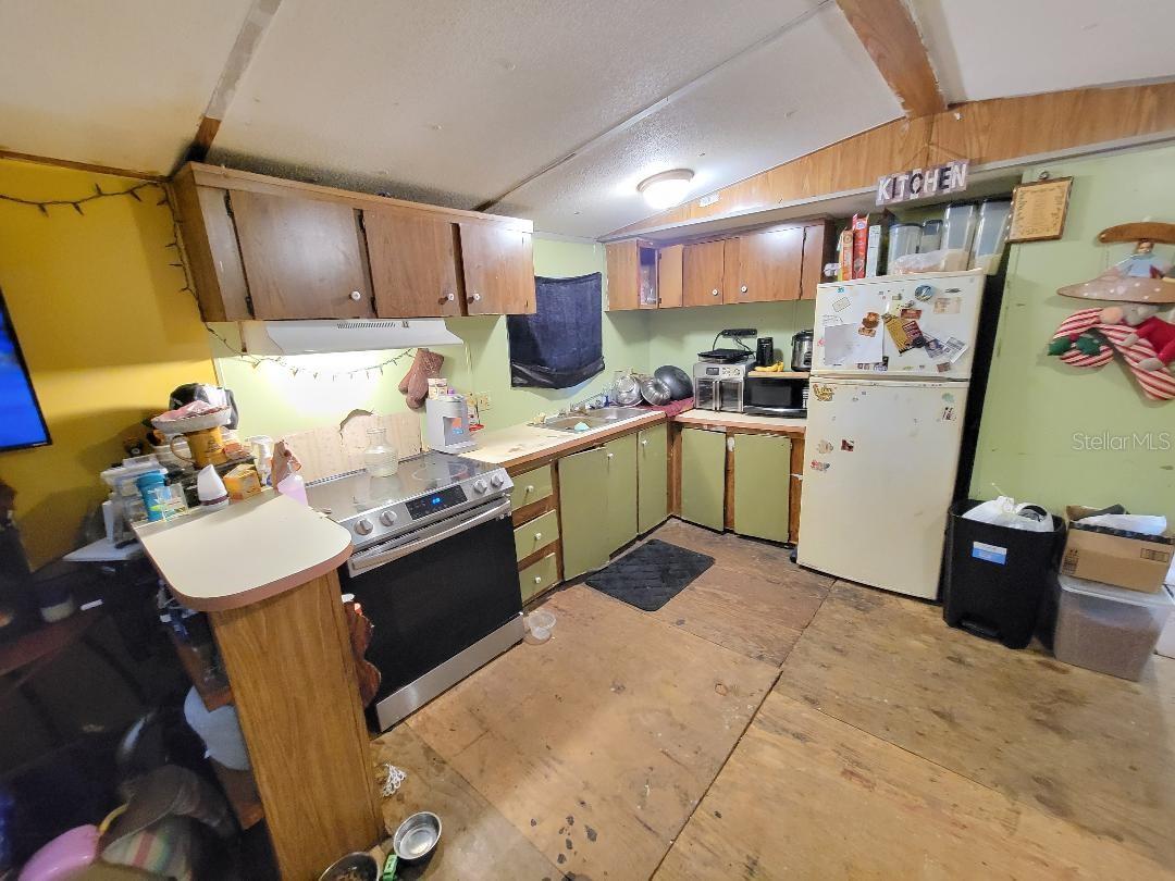 CANAVERAL ACRES 3 - Residential