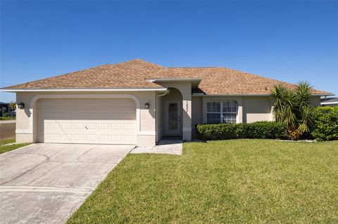 Photo of 1627 SW 25th Terrace, Cape Coral, FL 33914 (MLS # A4673870)