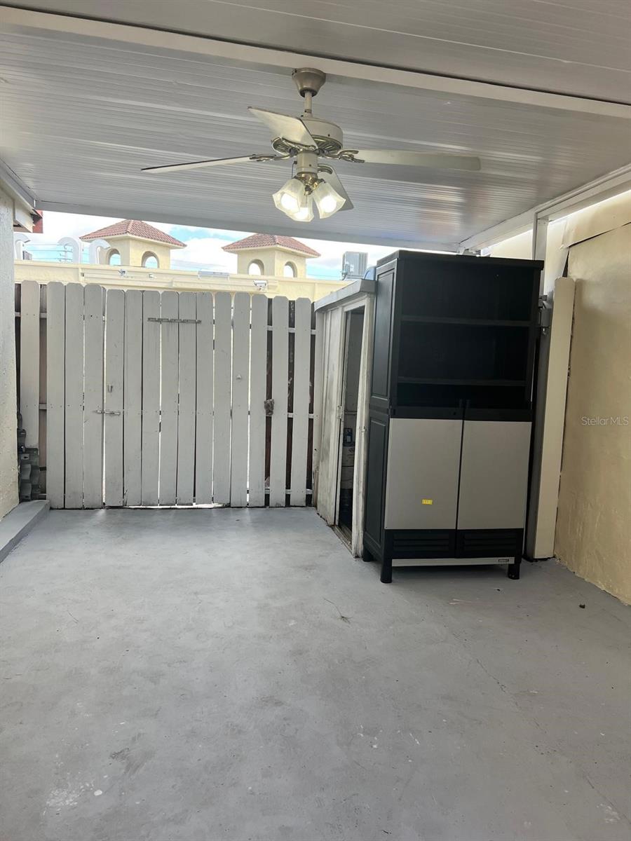 CASA LINDA TOWNHOMES CONDO - Residential Lease