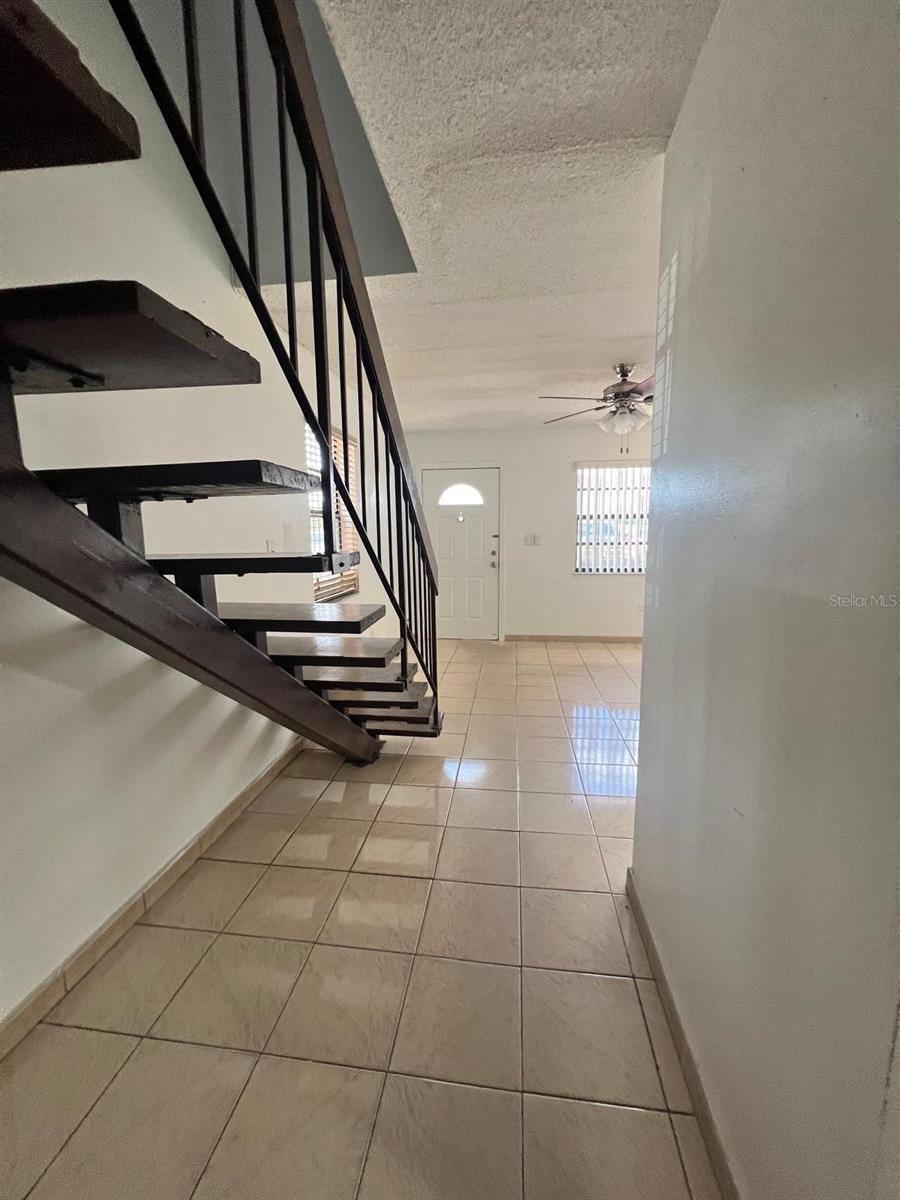 CASA LINDA TOWNHOMES CONDO - Residential Lease