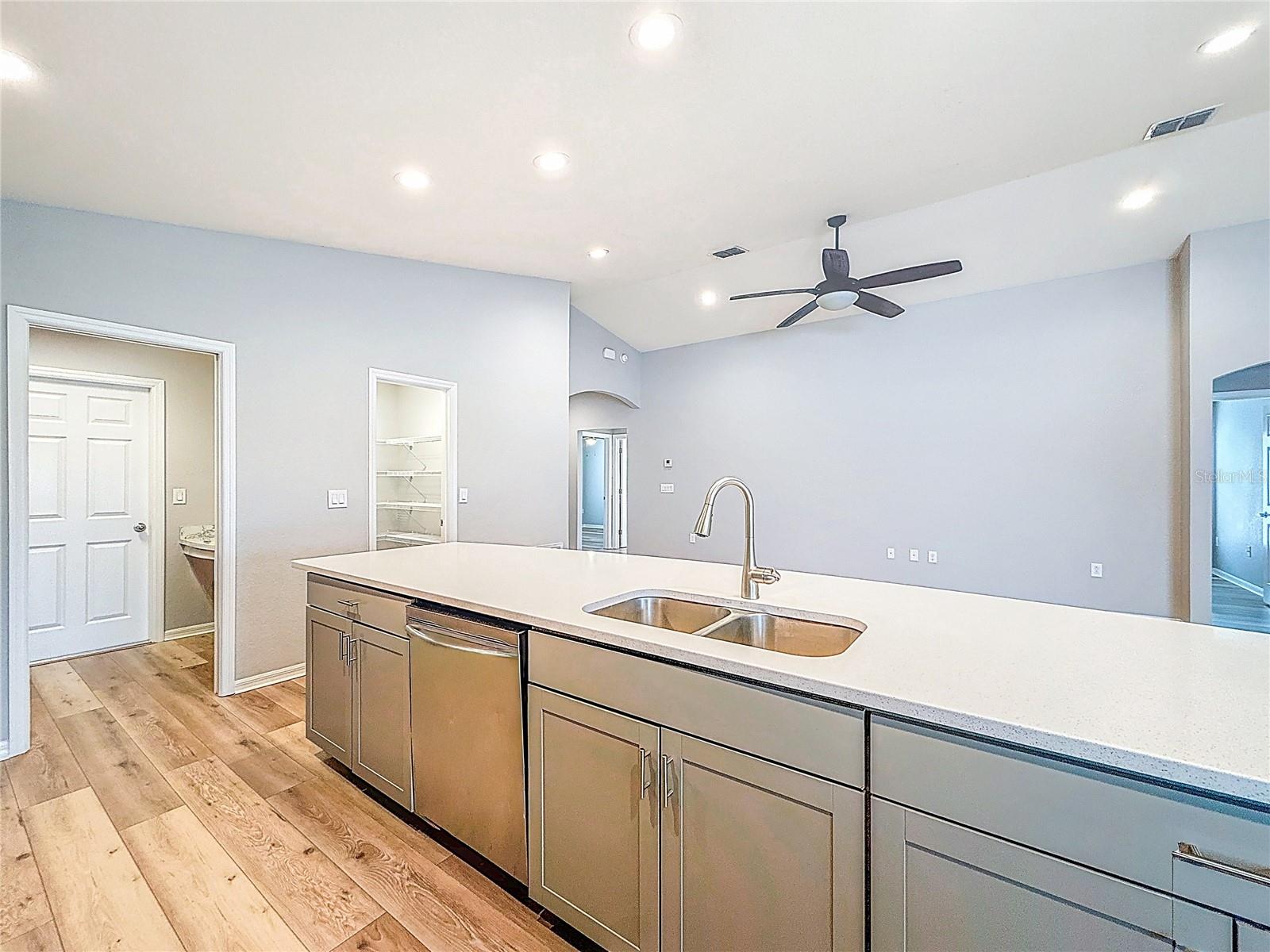 CHAPEL CRK PH 1B VILLAGE 4 - Residential Lease