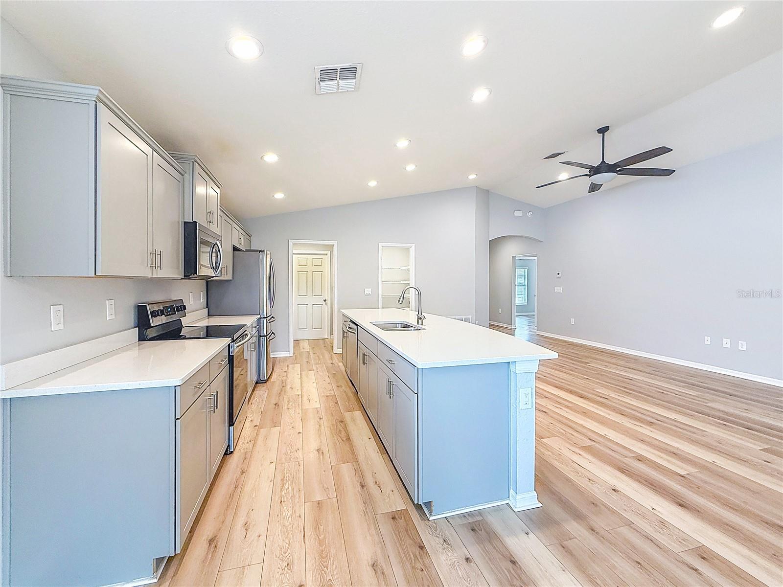 CHAPEL CRK PH 1B VILLAGE 4 - Residential Lease