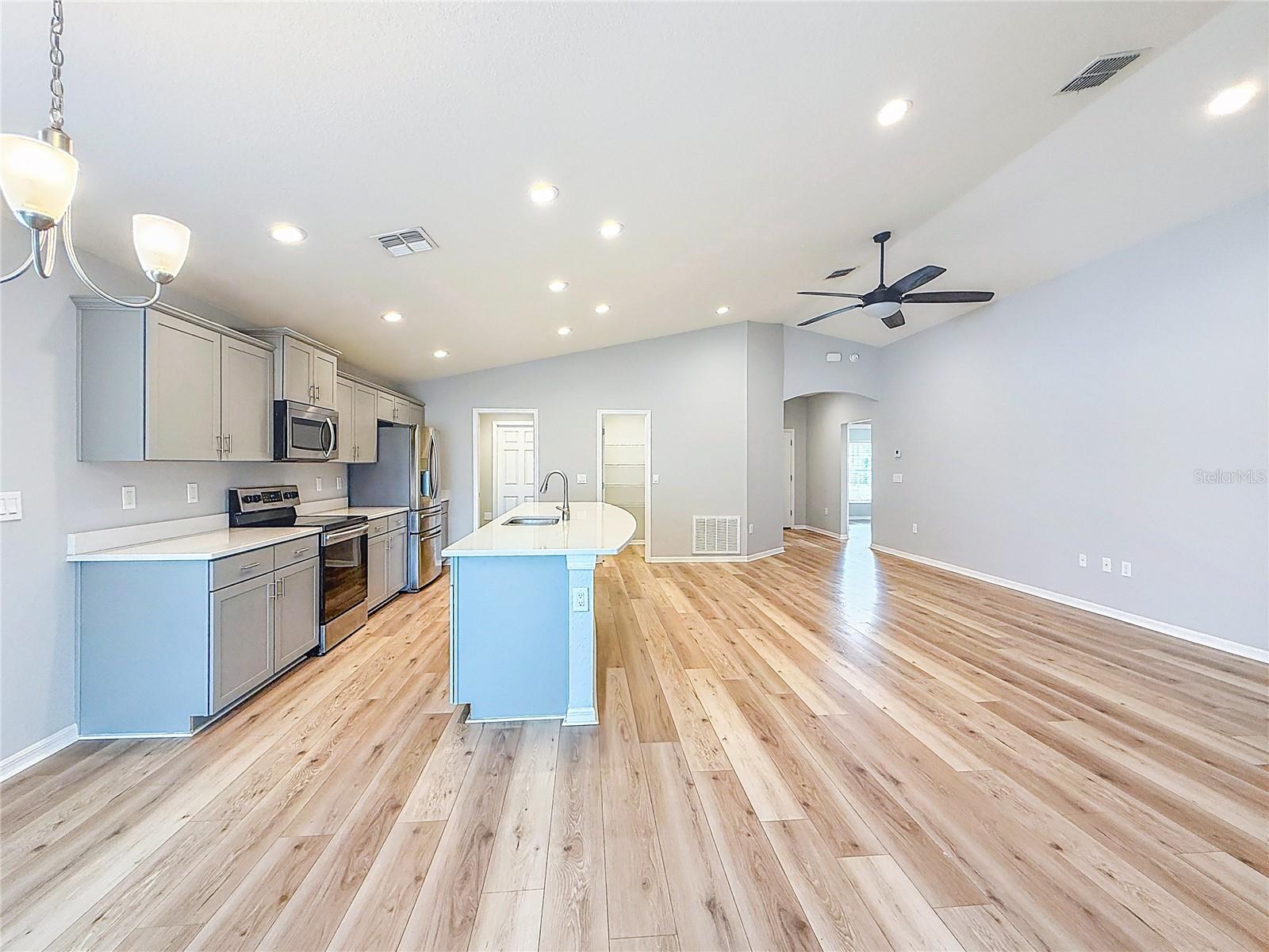 CHAPEL CRK PH 1B VILLAGE 4 - Residential Lease