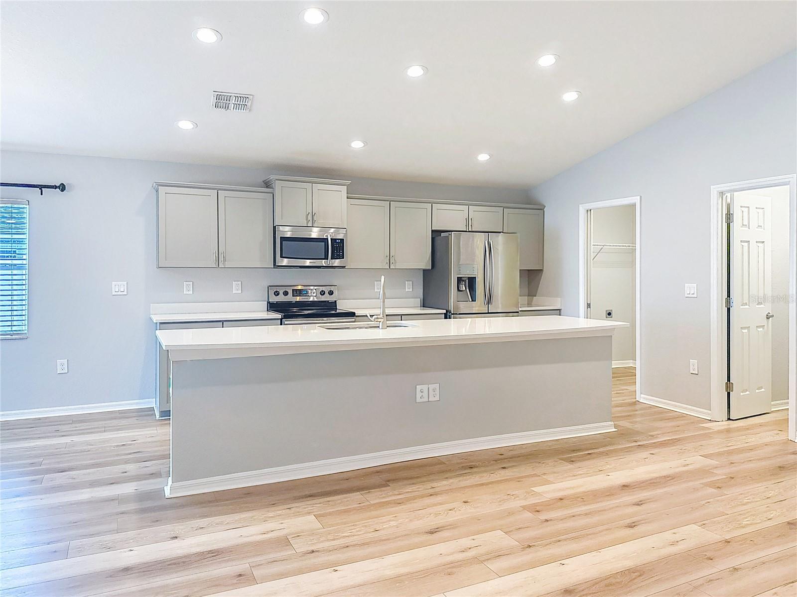 CHAPEL CRK PH 1B VILLAGE 4 - Residential Lease