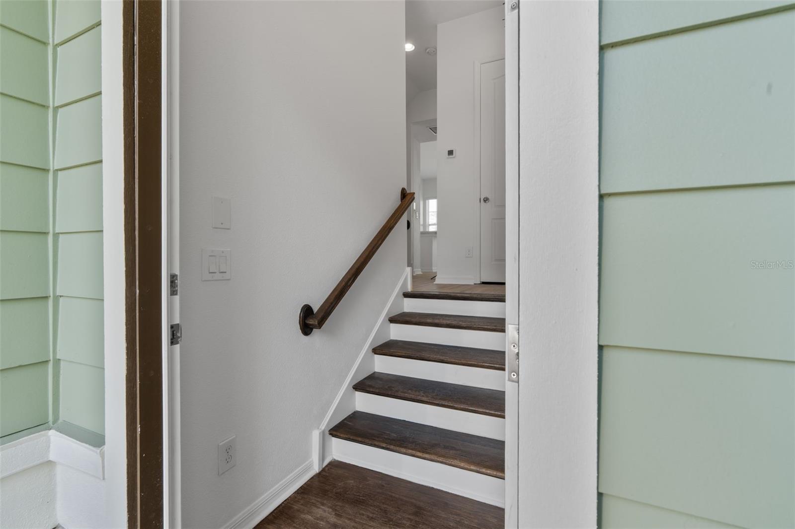 ENCLAVE AT ALTAMONTE - A REP - Residential