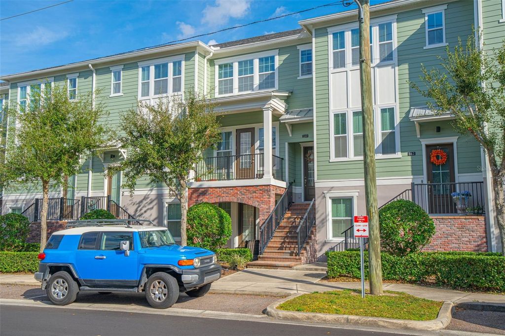 Photo of 160 Sun Palm Lane, Altamonte Springs, FL 32701 (MLS # V4946398)