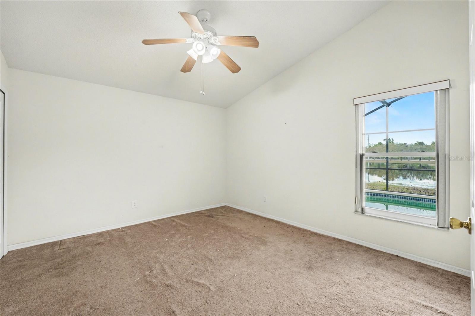 RIDGEWOOD POINTE - Residential