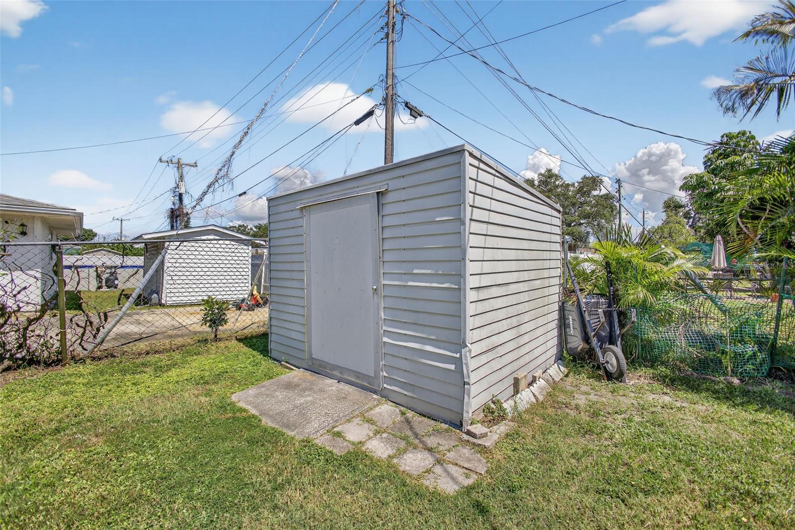 TANGELO PARK FIRST ADD - Residential