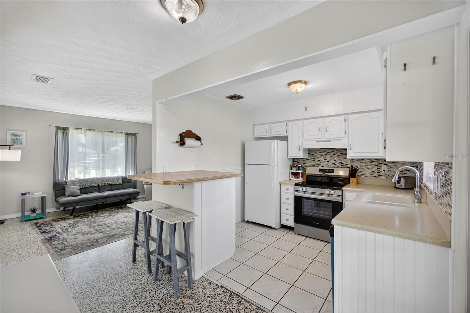 TANGELO PARK FIRST ADD - Residential