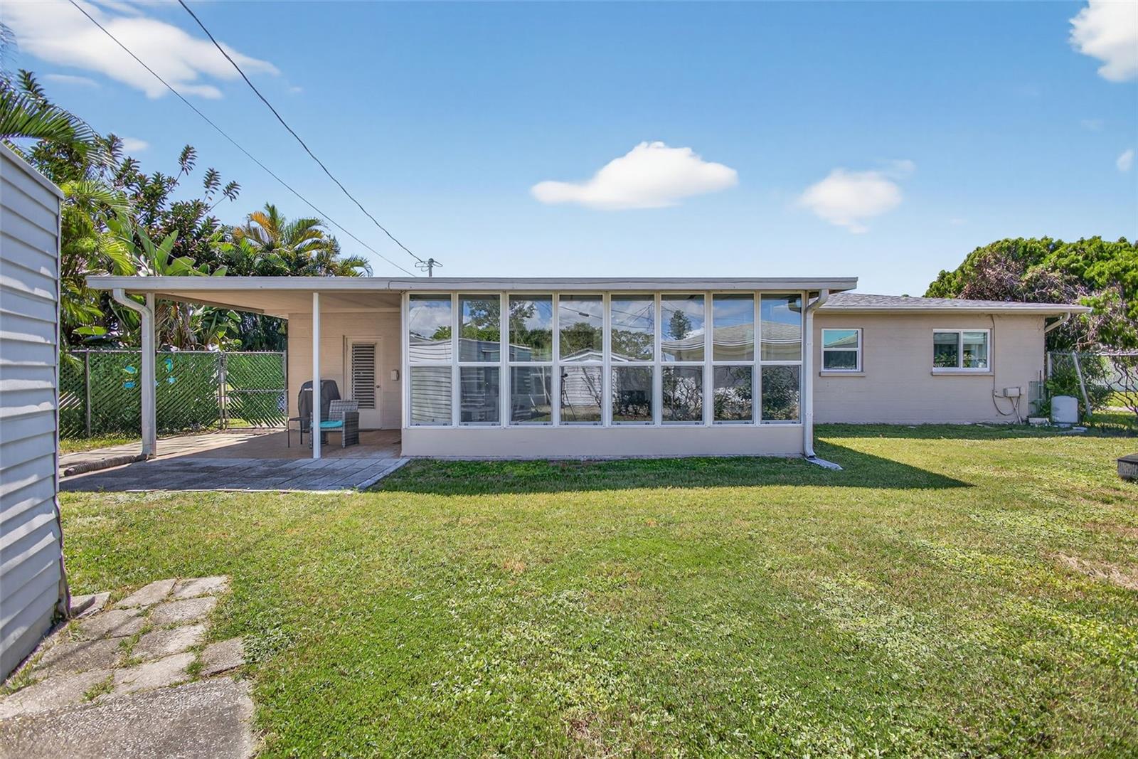 TANGELO PARK FIRST ADD - Residential