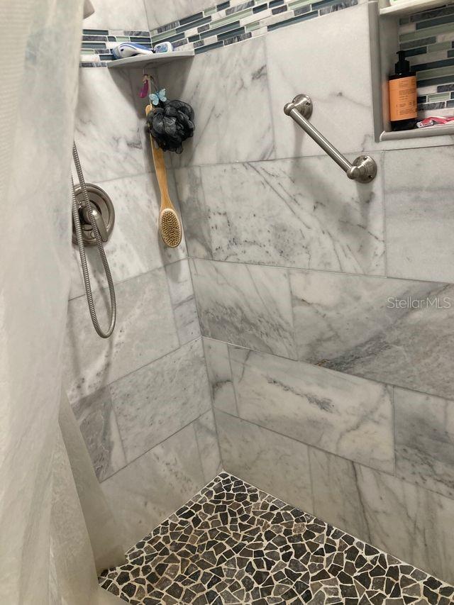 2880 CINNAMON BEAR TRAIL