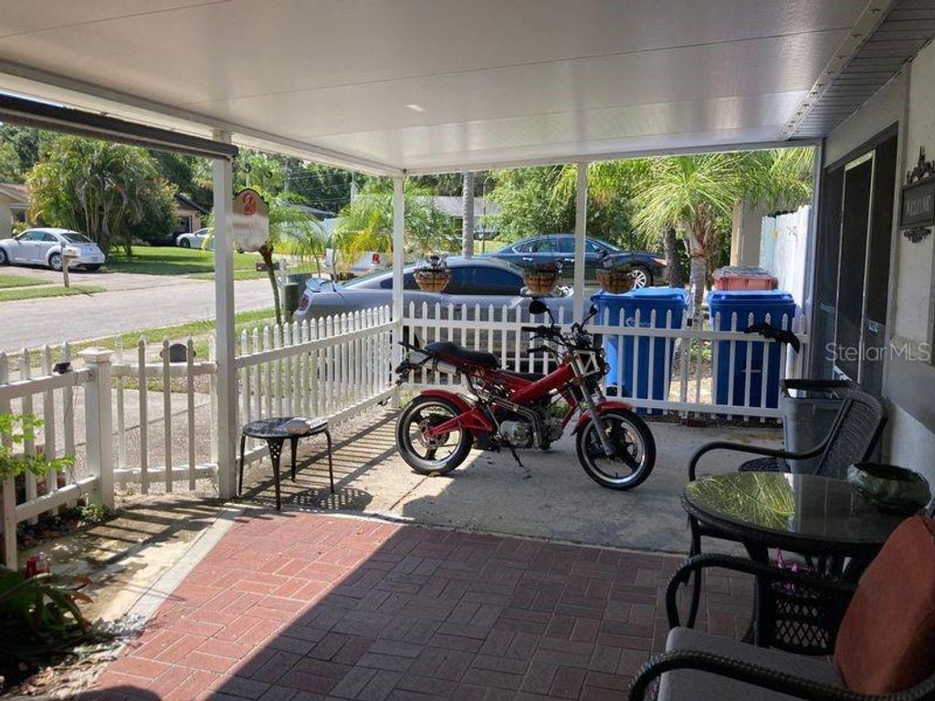 Photo of 2880 Cinnamon Bear Trail, Palm Harbor, FL 34684 (MLS # W7877573)