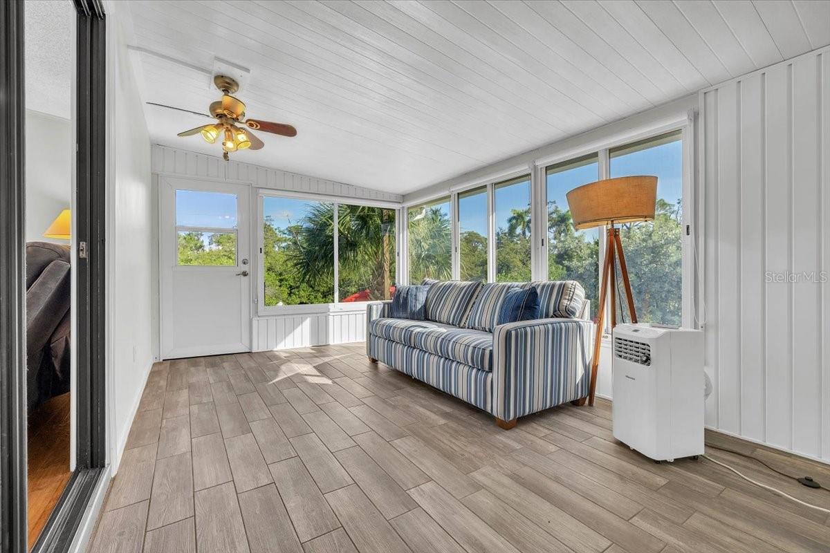 47 N STARBOARD DRIVE, VENICE, FL, 34285 3 47 N STARBOARD DRIVE