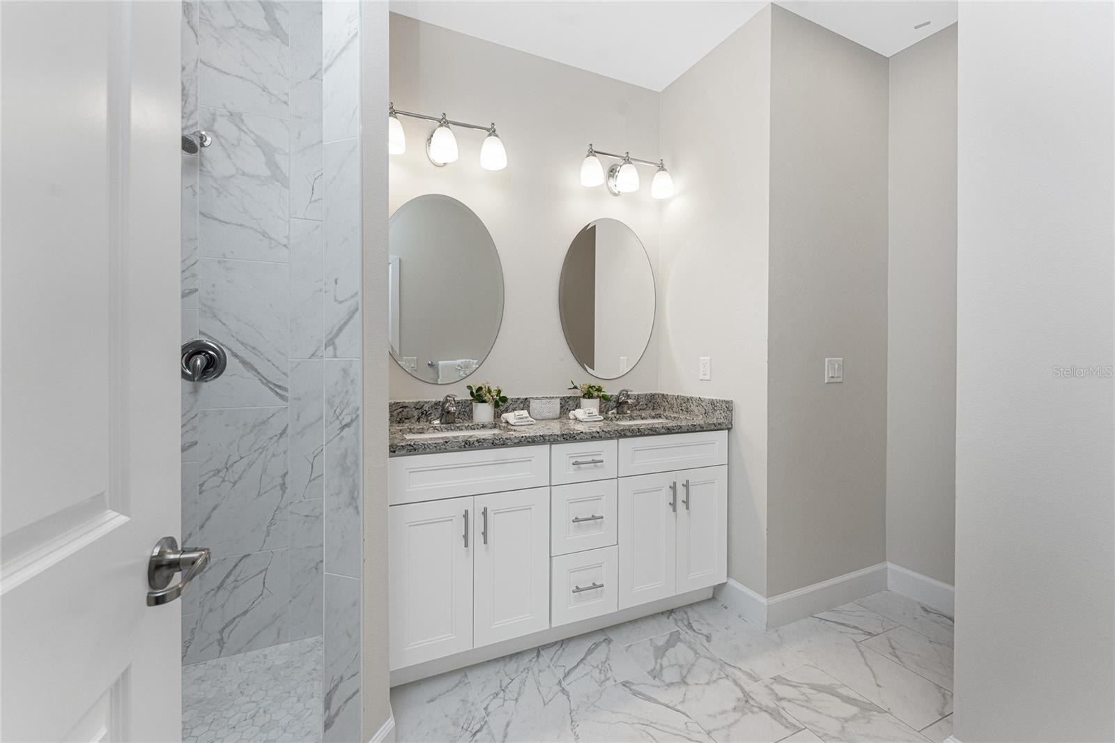 PORT CHARLOTTE SUB SEC 64 - Residential Lease