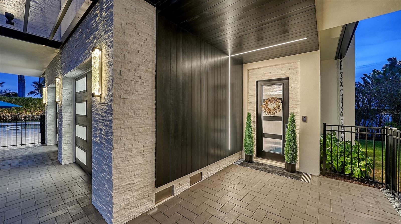 SLEEPY LAGOON - Residential