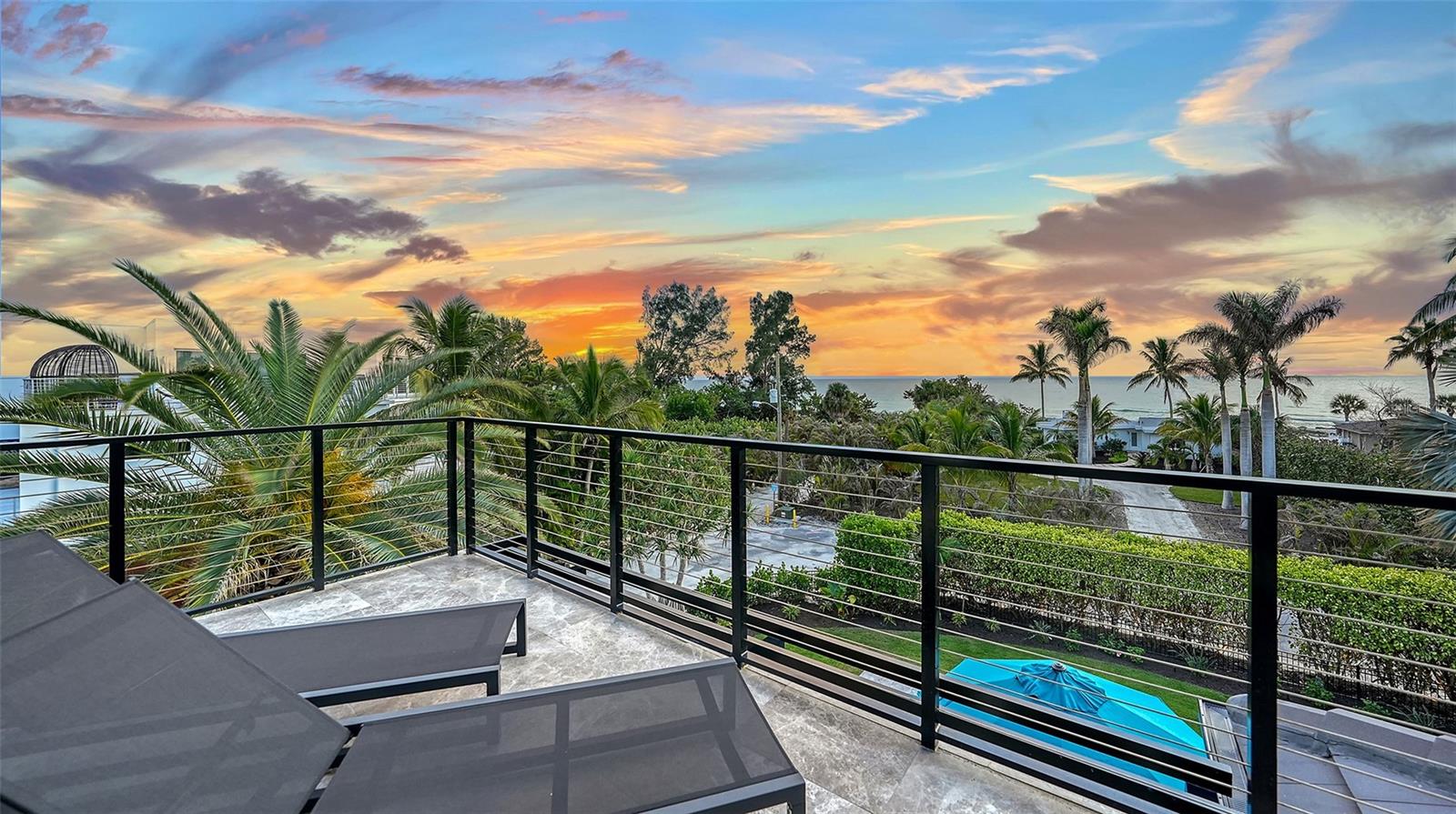 SLEEPY LAGOON - Residential