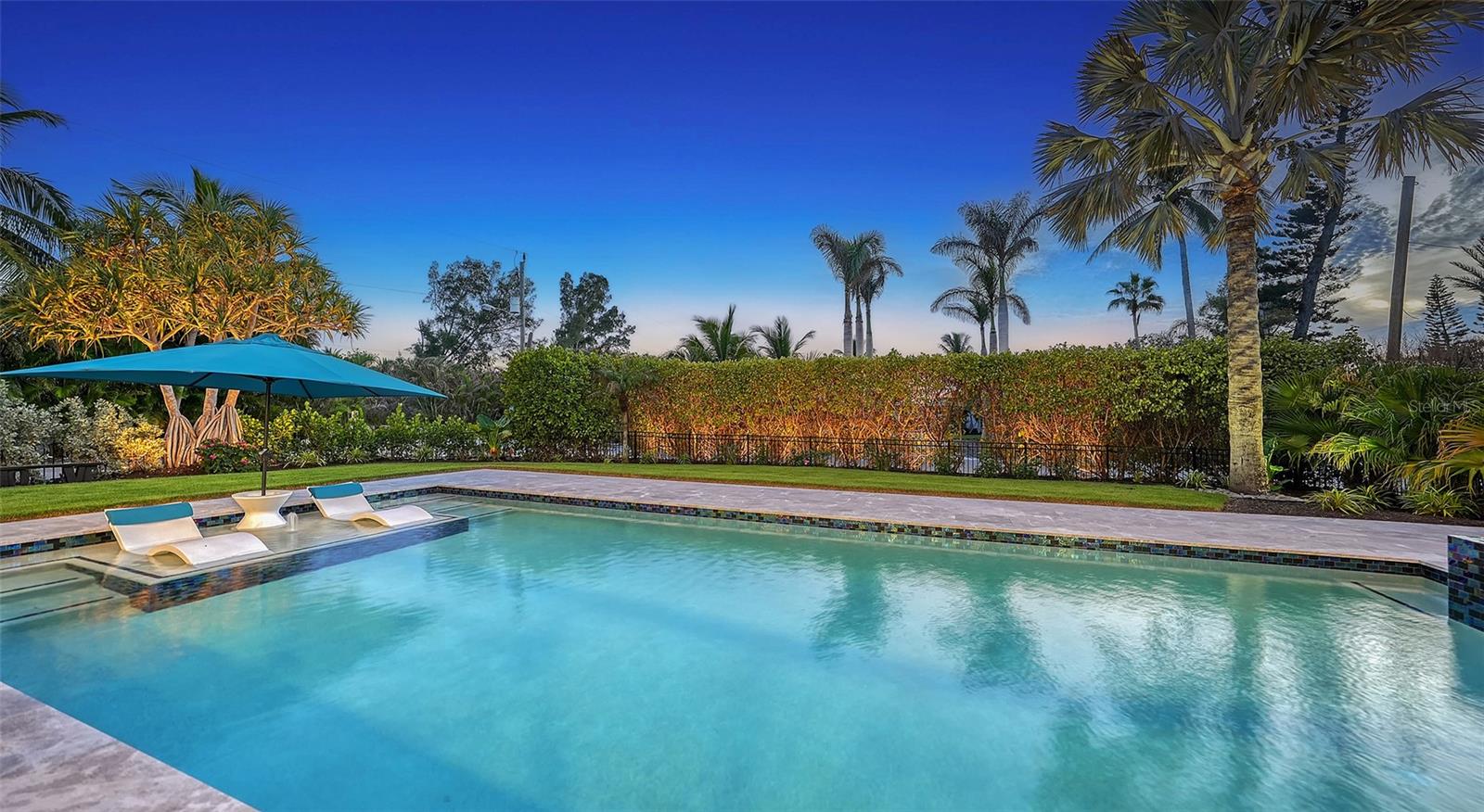 SLEEPY LAGOON - Residential