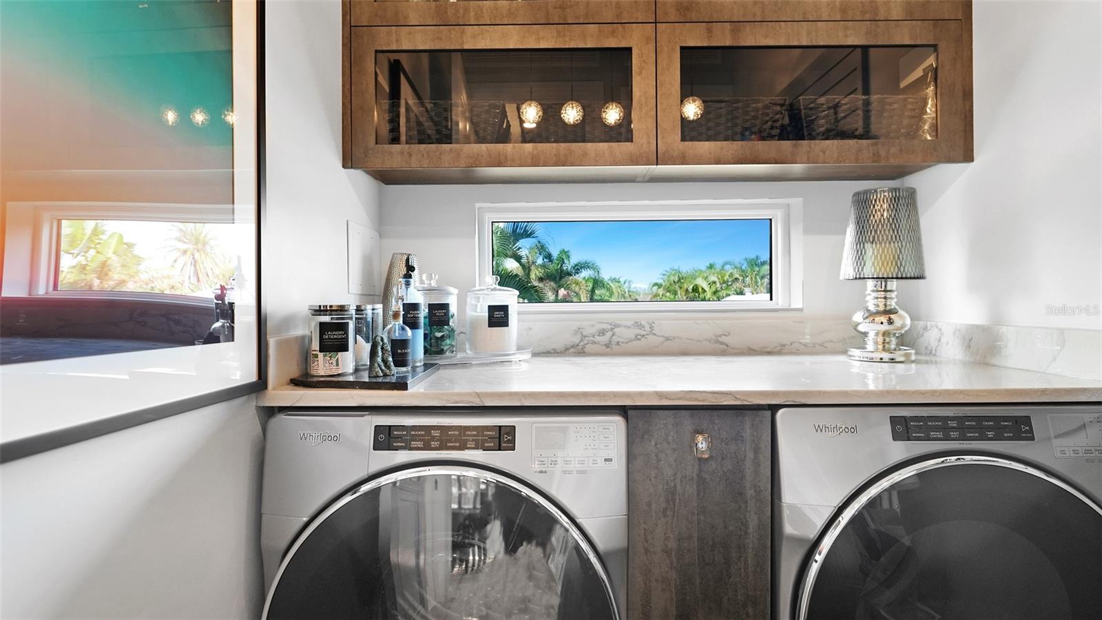 SLEEPY LAGOON - Residential