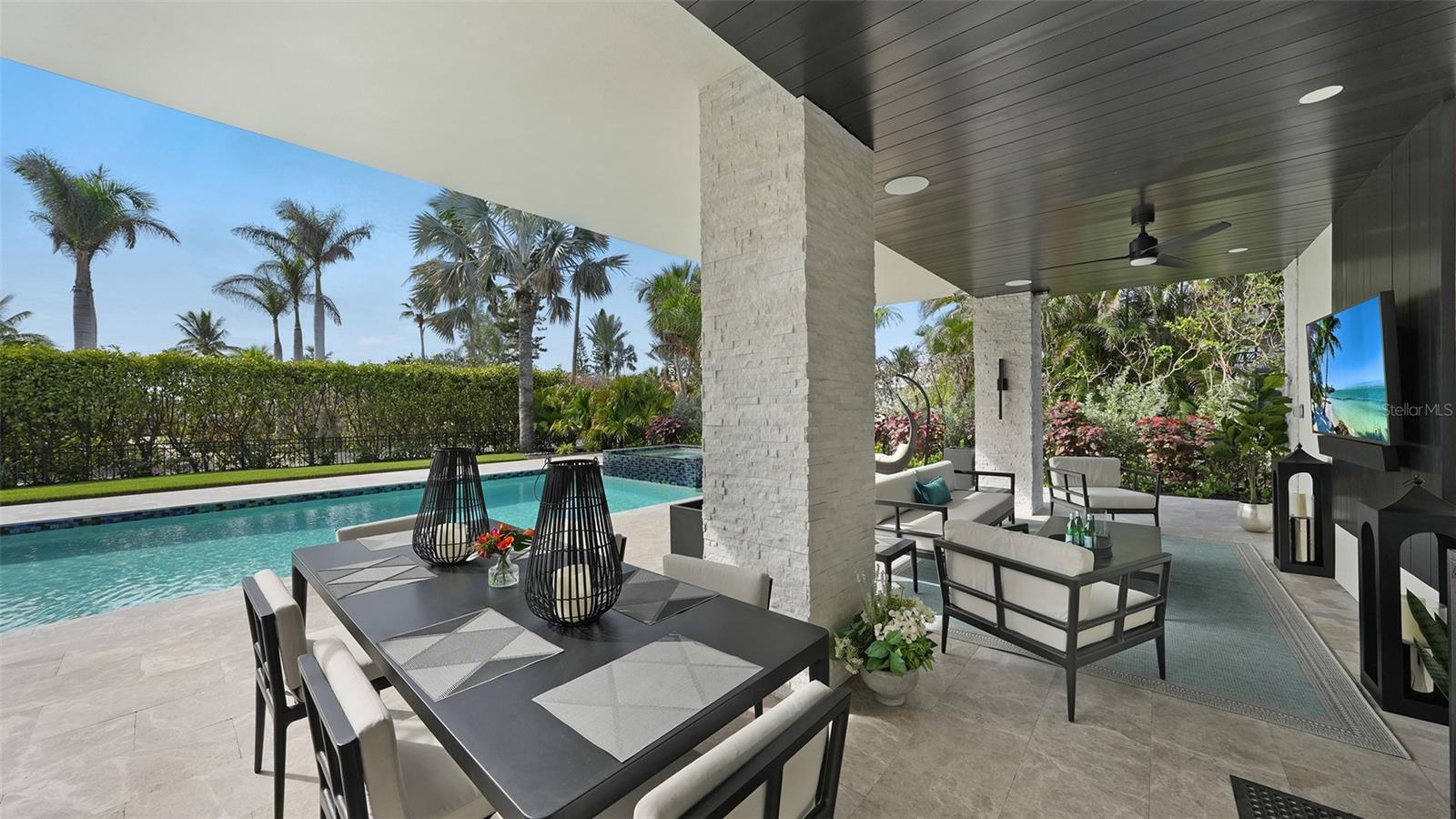 SLEEPY LAGOON - Residential