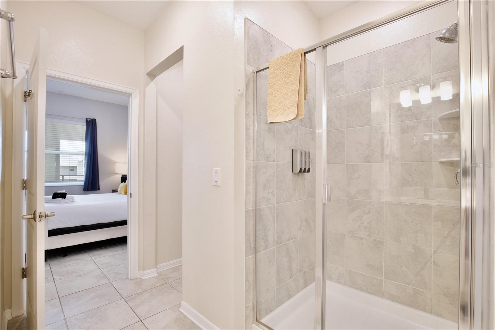 THE TERRACES AT STOREY LAKE CONDO NO 2 P - Residential