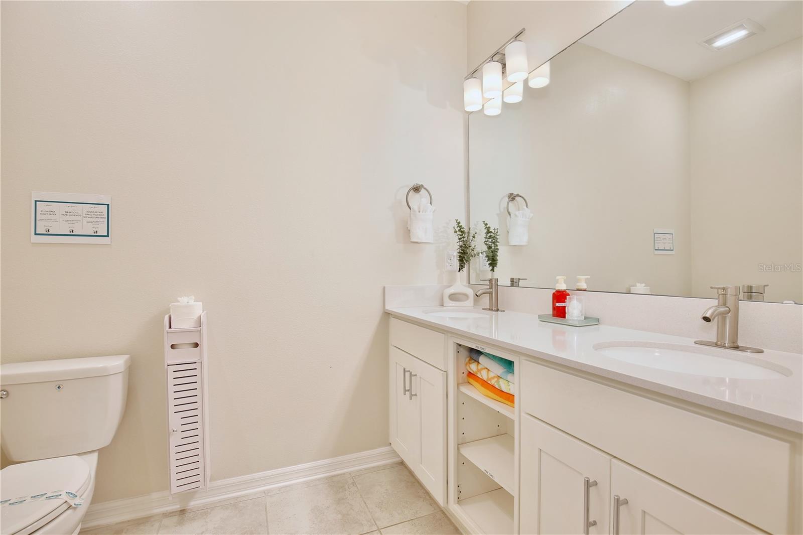 THE TERRACES AT STOREY LAKE CONDO NO 2 P - Residential