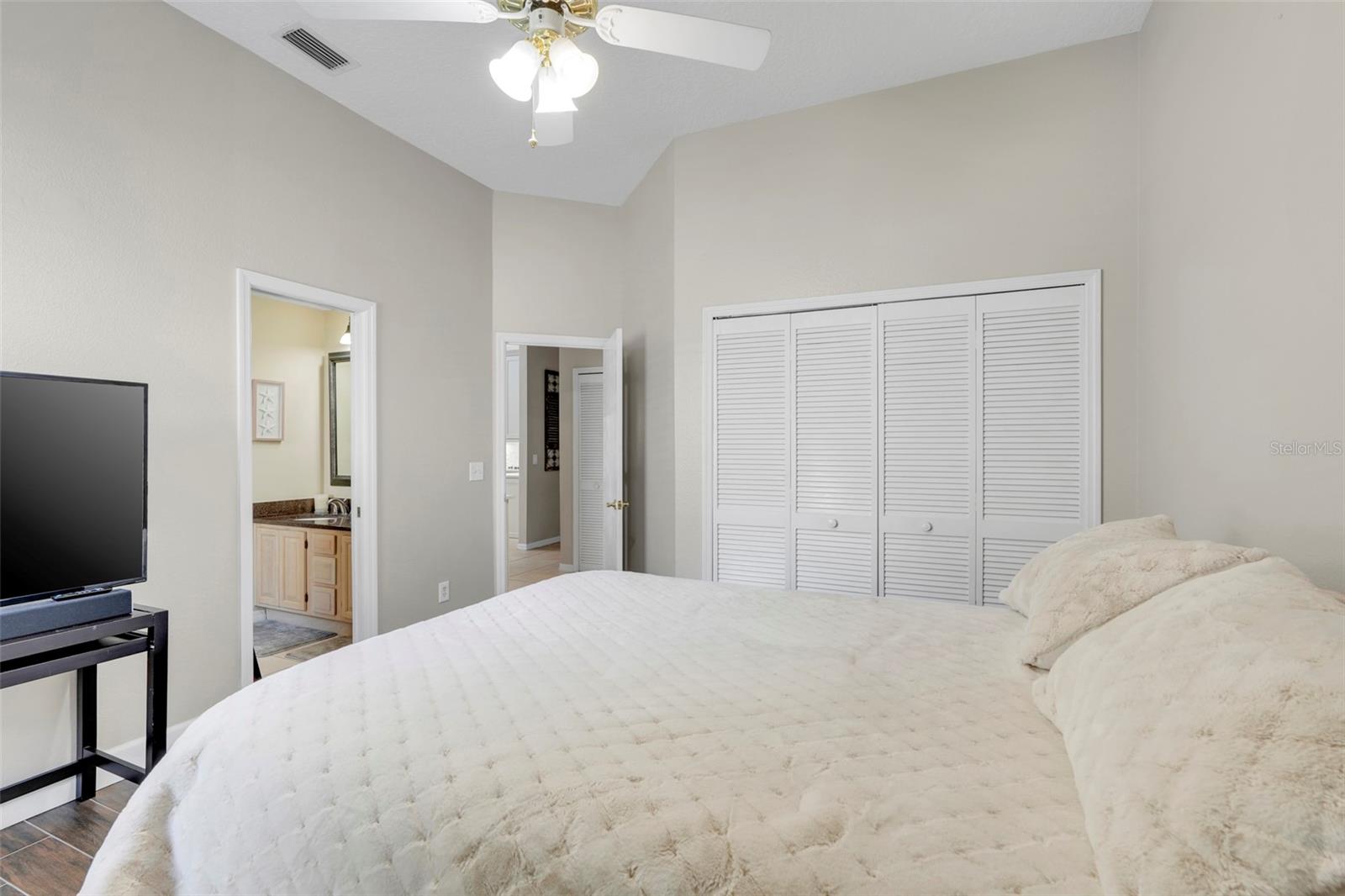 ST IVES AT ORANGE TREE - Residential