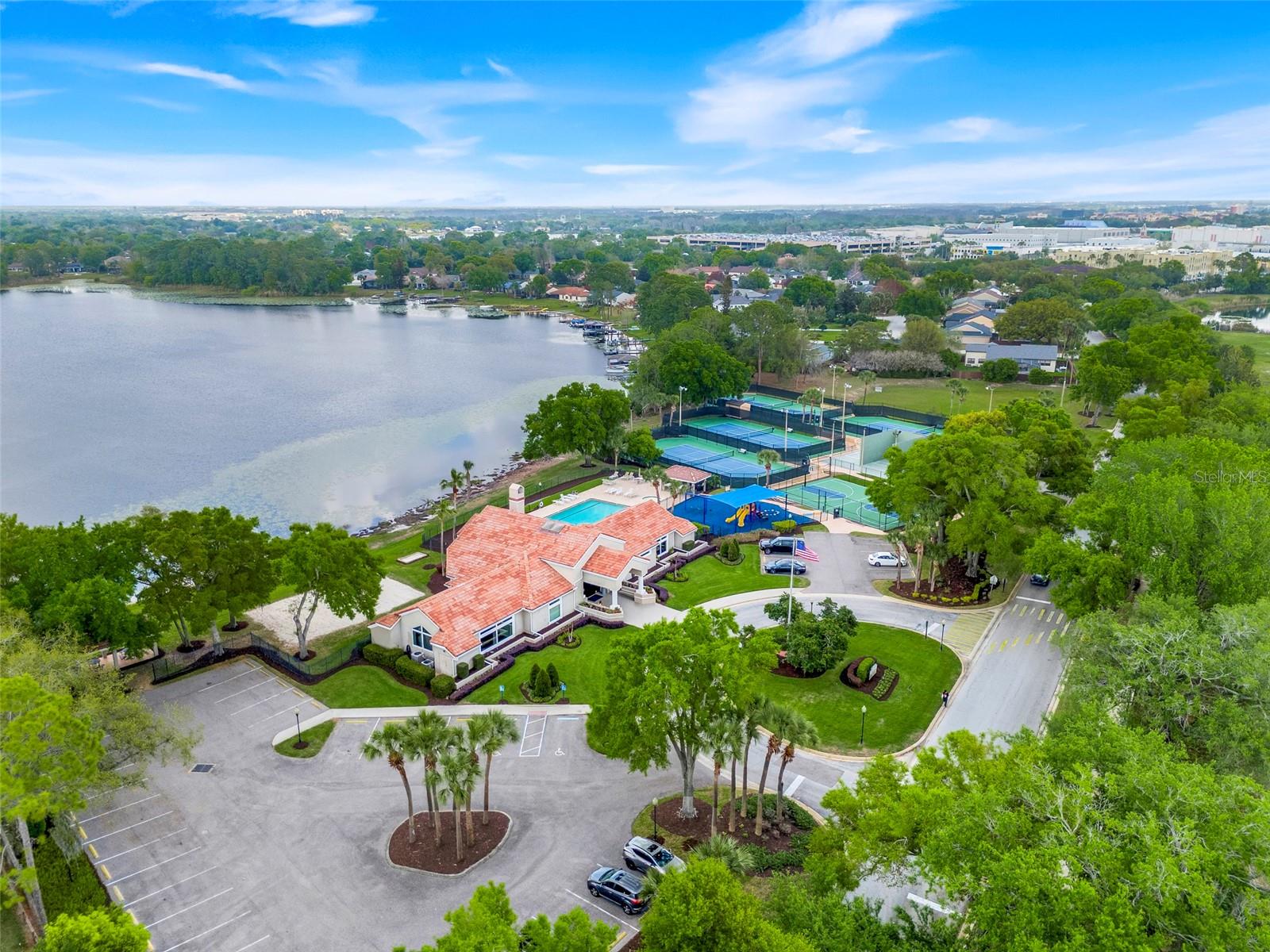 ST IVES AT ORANGE TREE - Residential