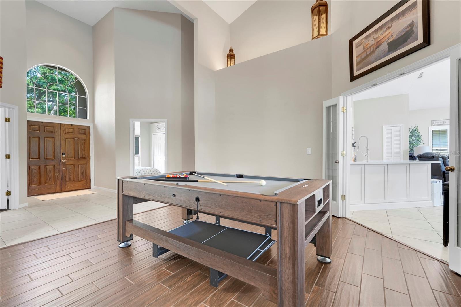 ST IVES AT ORANGE TREE - Residential