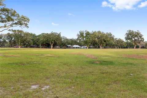 Tiny photo for 14655 SW 117th Court, Dunnellon, FL 34432 (MLS # OM713339)