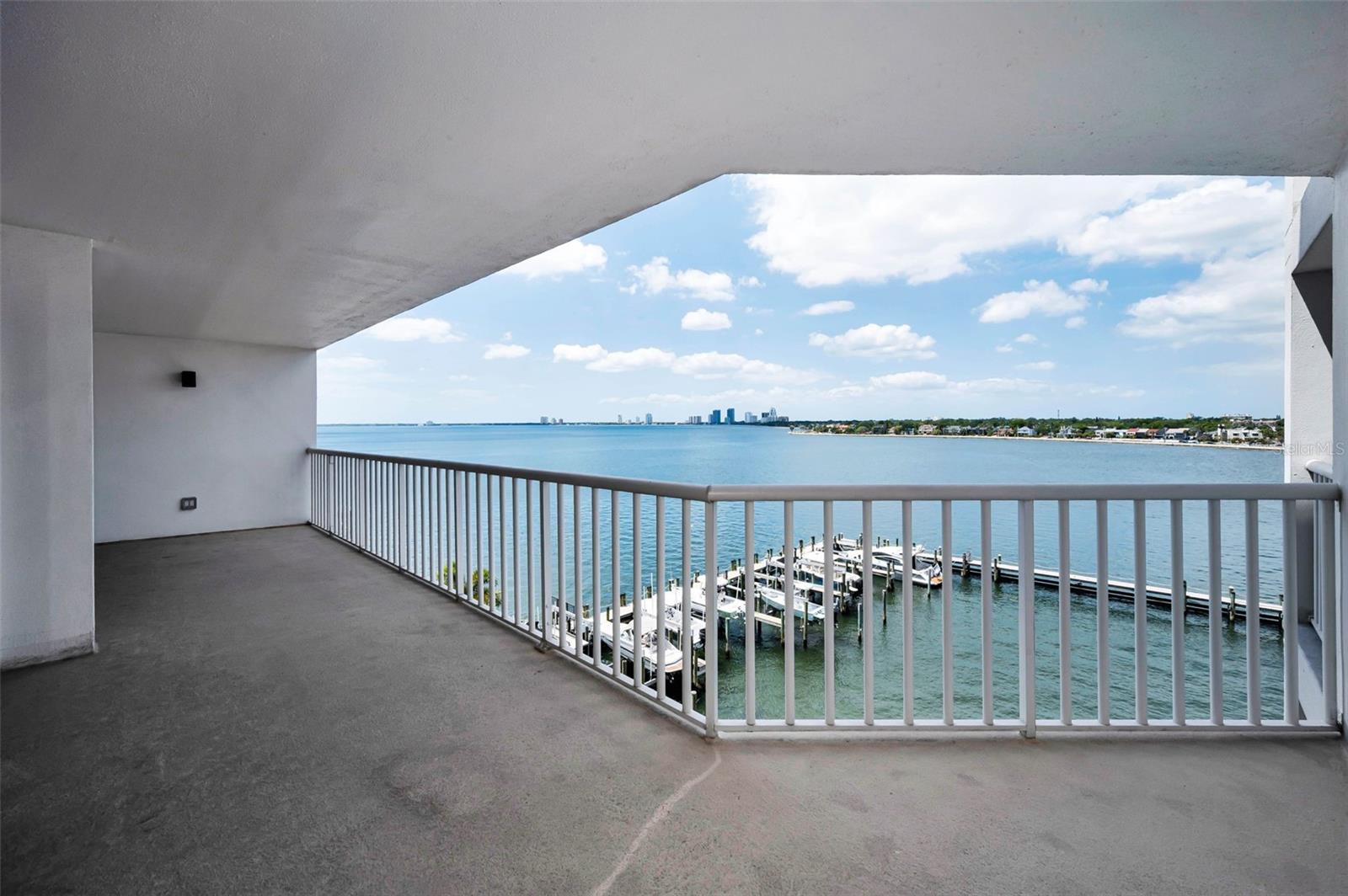 ADALIA BAYFRONT CONDO - Residential