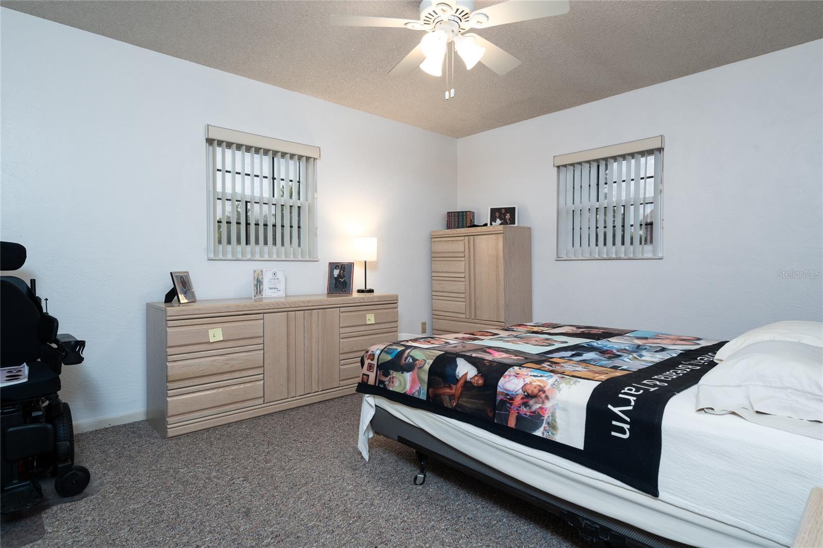 DELTONA LAKES UNIT 10 IN 25 & 36 18 30 - Residential
