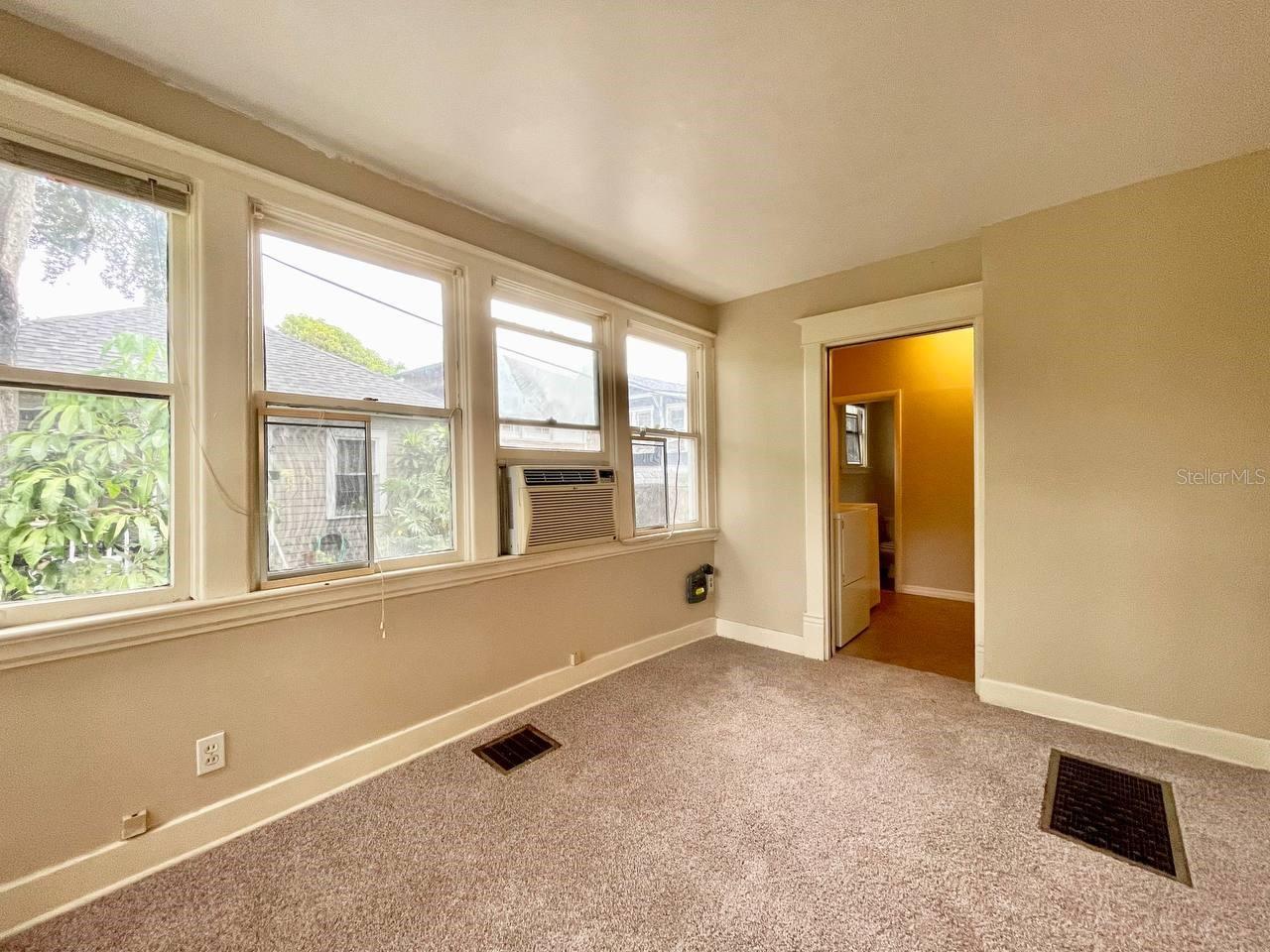 BRUNSONS SUB - Residential Lease