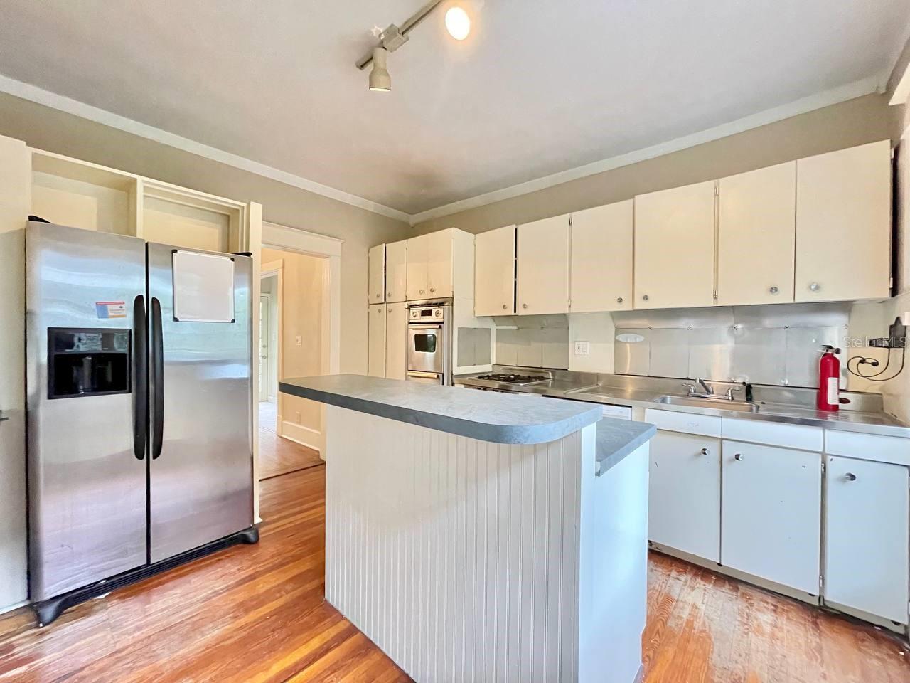 BRUNSONS SUB - Residential Lease