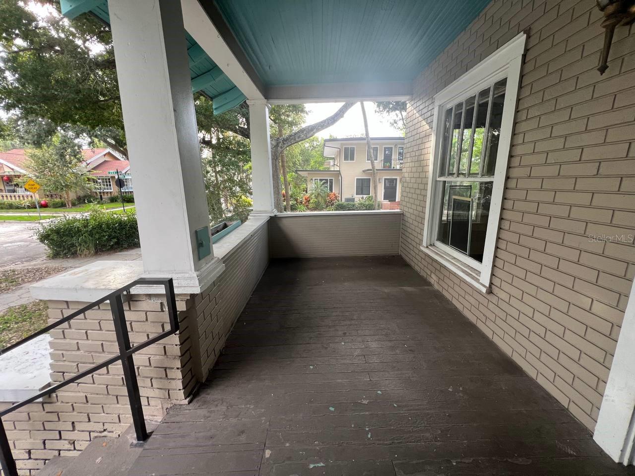 BRUNSONS SUB - Residential Lease