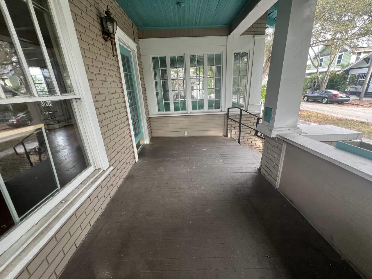 BRUNSONS SUB - Residential Lease